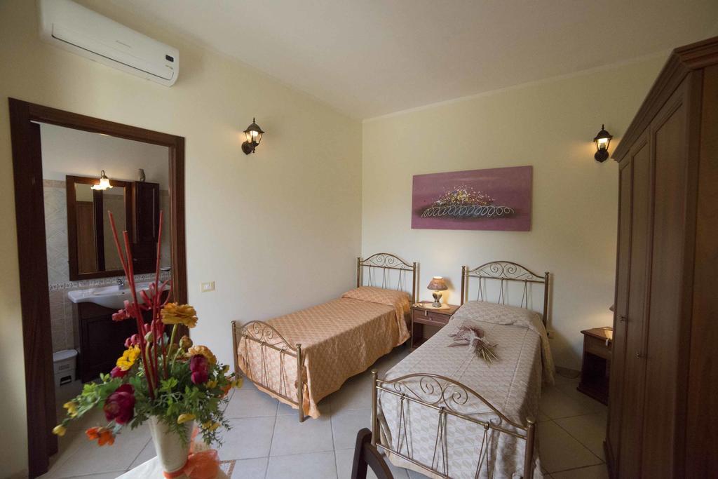 Masseria Cinti Bagnolo del Salento Kültér fotó
